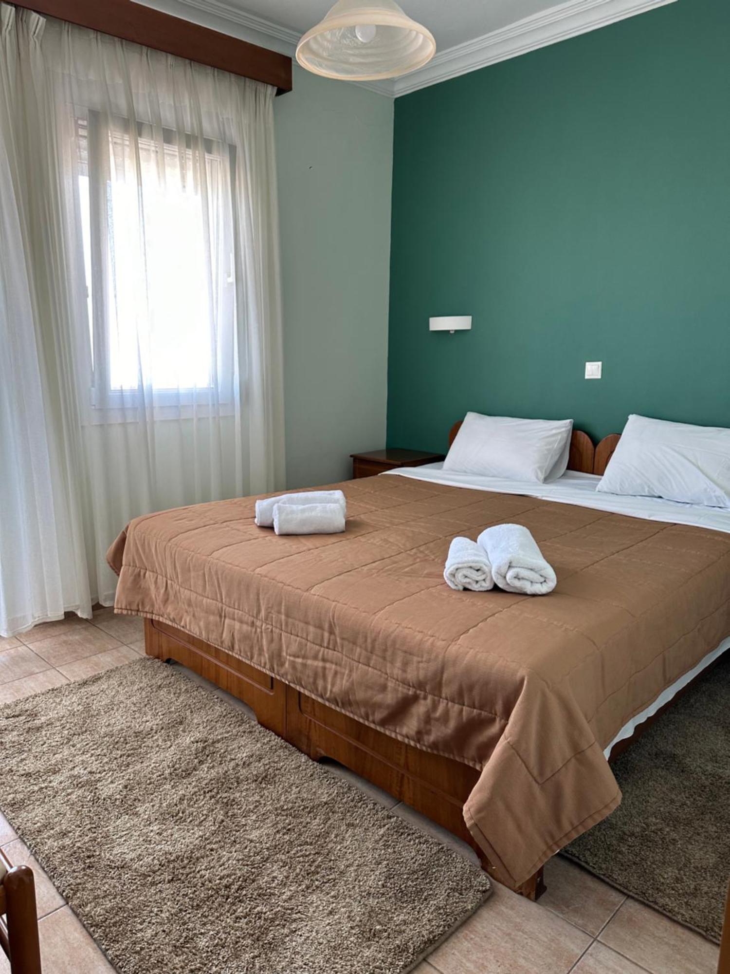 Anemos Hotel Agia Triada  Exterior photo